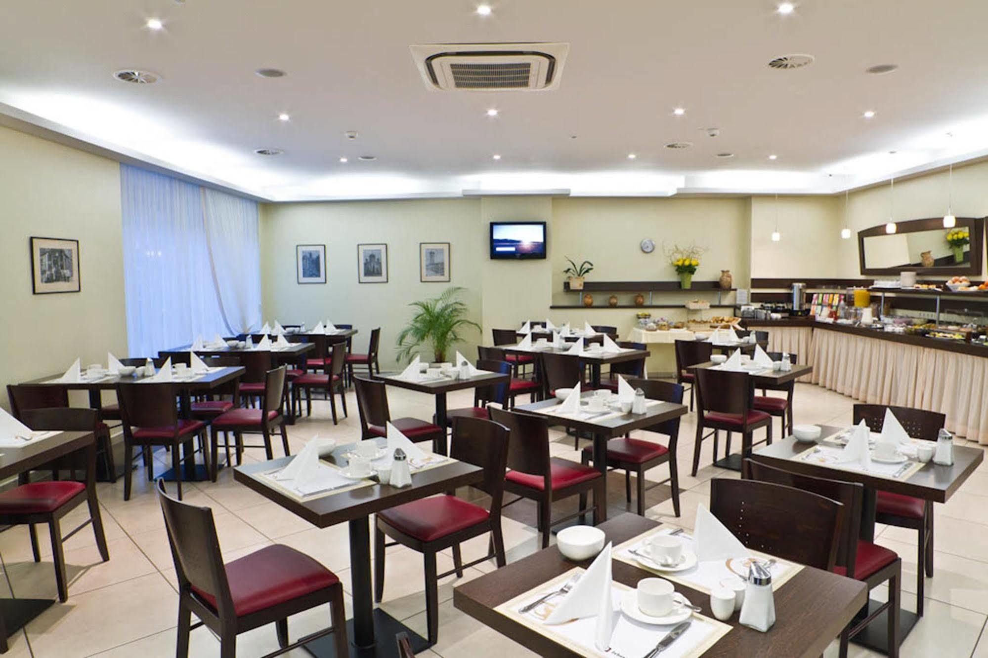 Ivbergs Hotel Messe Nord Βερολίνο Εστιατόριο φωτογραφία